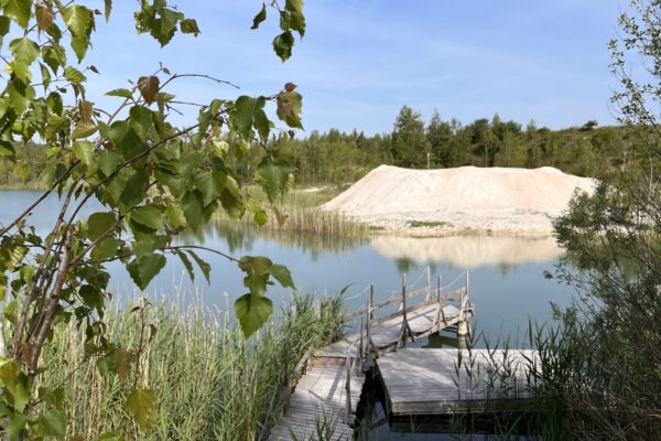 Seegrundstück hinter dem Hof